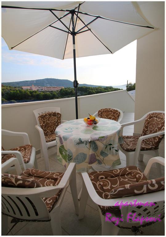 Apartments Huljev Primošten المظهر الخارجي الصورة
