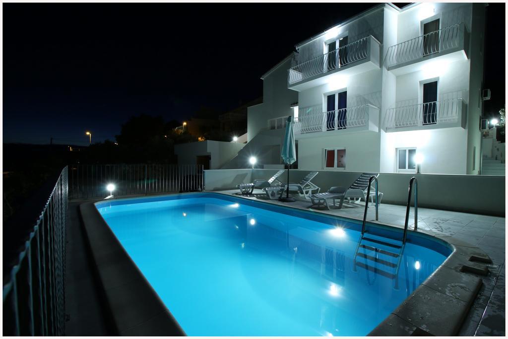 Apartments Huljev Primošten المظهر الخارجي الصورة
