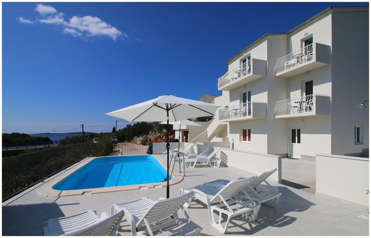 Apartments Huljev Primošten المظهر الخارجي الصورة