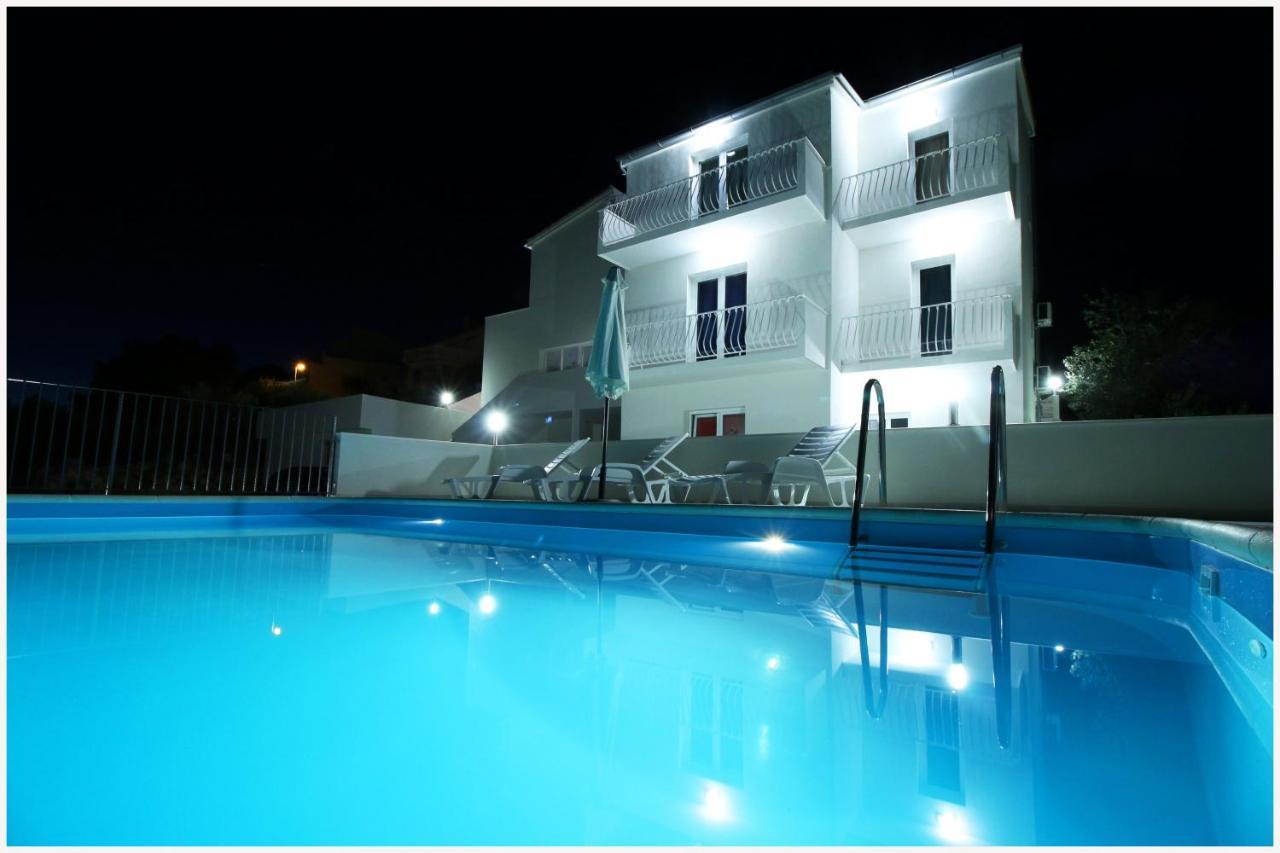 Apartments Huljev Primošten المظهر الخارجي الصورة